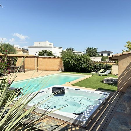 2 Hebergements - 10 Couchages - Parking, Piscine, Jacuzzi - Convivialite Roquebrune-sur Argens Luaran gambar
